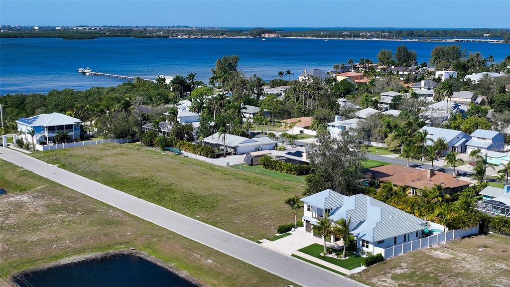 7805 W 20TH PLACE, BRADENTON, FL 34209 — exterior