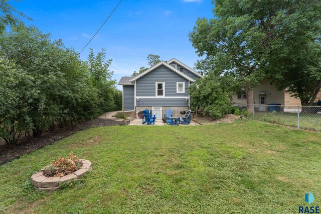 717 S Grange Ave Avenue, Sioux Falls, SD 57104