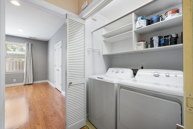 4207A Kirtland Rd, Nashville, TN 37215