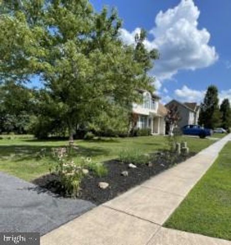 49 LAURA LN, Gettysburg, PA 17325