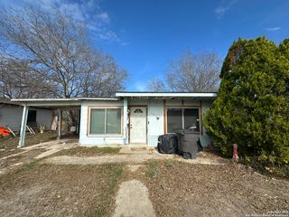 343 E Vestal, San Antonio, TX 78221
