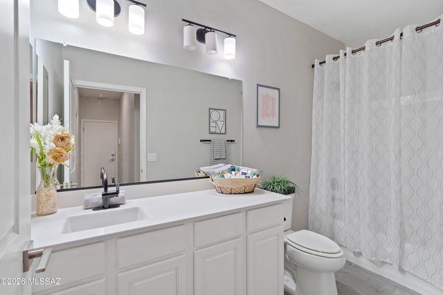 9385 N Agave Gold Road, Tucson, AZ 85742