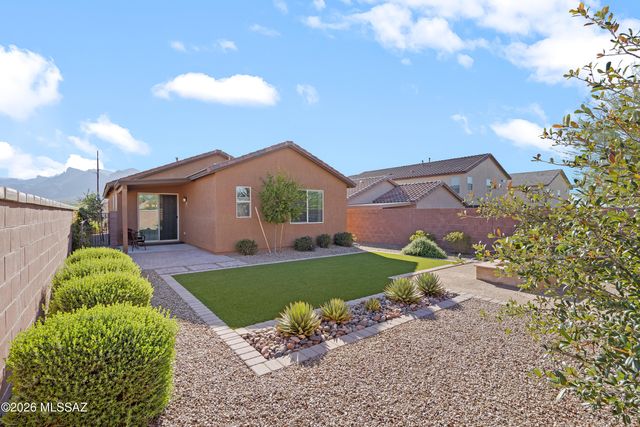 9385 N Agave Gold Road, Tucson, AZ 85742