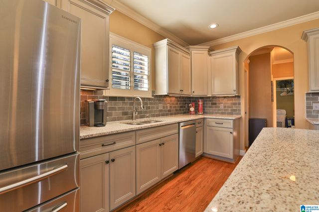 8233 CARRINGTON DRIVE, Trussville, AL 35173