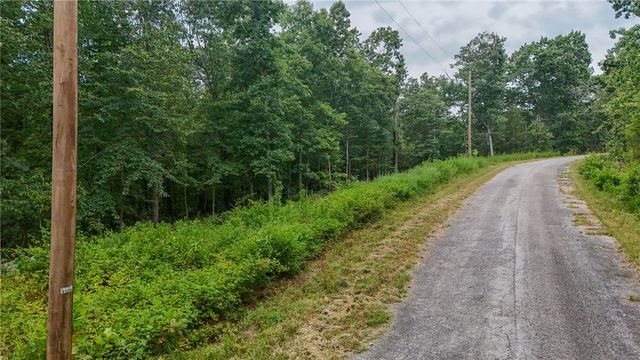Salen Lane, Bella Vista, AR 72715