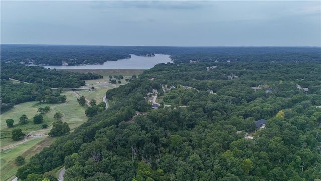 Salen Lane, Bella Vista, AR 72715