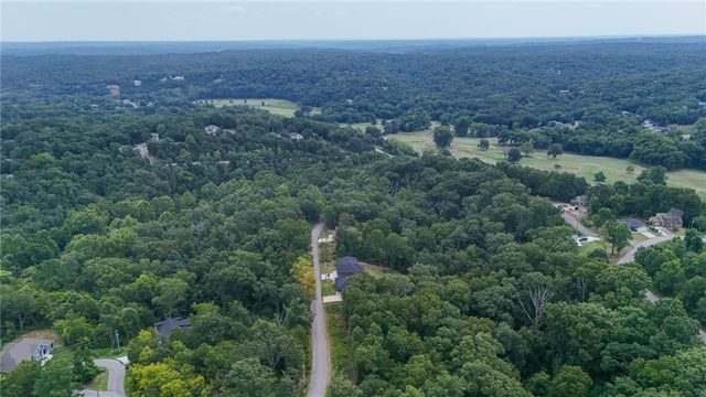 Salen Lane, Bella Vista, AR 72715