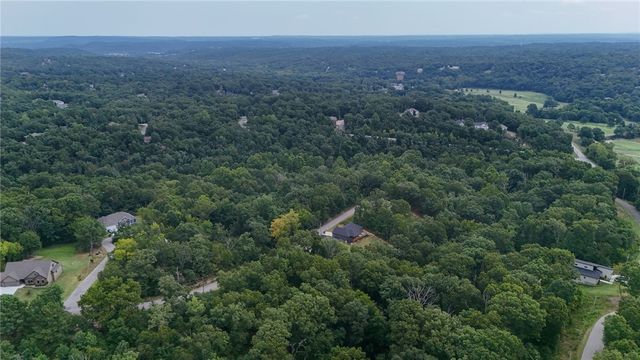 Salen Lane, Bella Vista, AR 72715