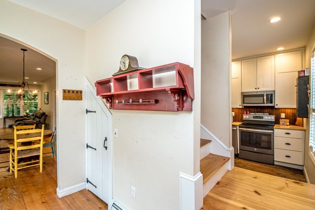 126 Washington Street, Conway, NH 03818