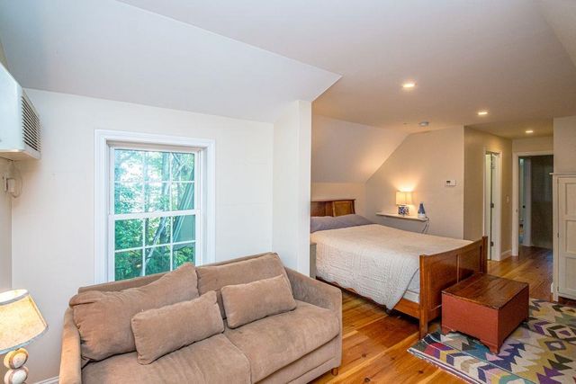126 Washington Street, Conway, NH 03818