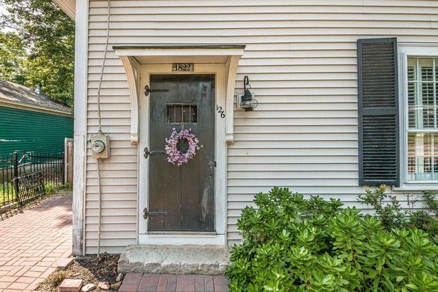 126 Washington Street, Conway, NH 03818