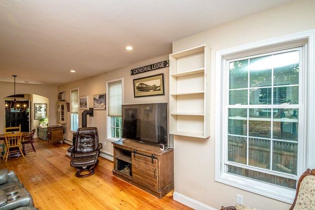 126 Washington Street, Conway, NH 03818