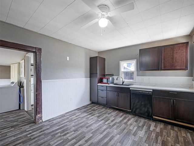 408 N 5th Street, Leavenworth, KS 66048