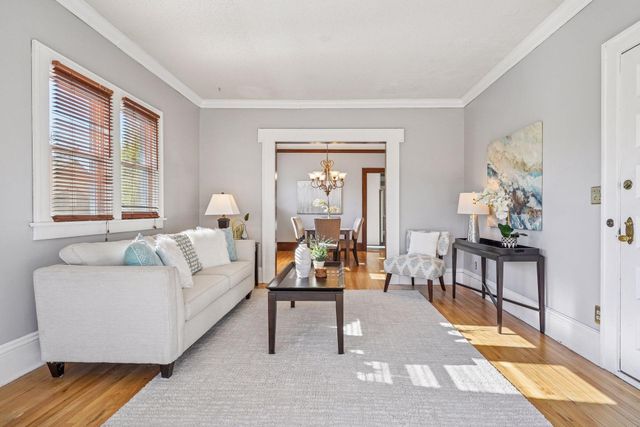 4104 Bryant Avenue S 202, Minneapolis, MN 55409