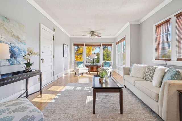 4104 Bryant Avenue S 202, Minneapolis, MN 55409