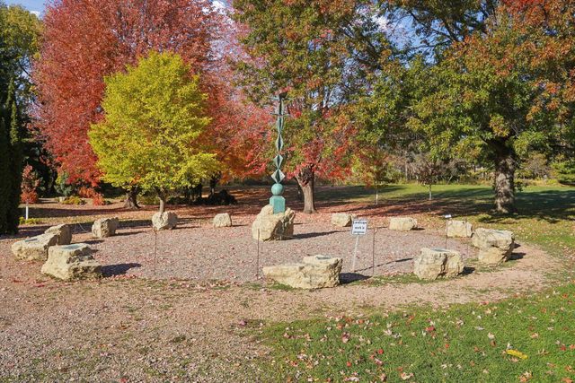 4104 Bryant Avenue S 202, Minneapolis, MN 55409