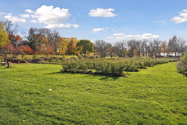 4104 Bryant Avenue S 202, Minneapolis, MN 55409