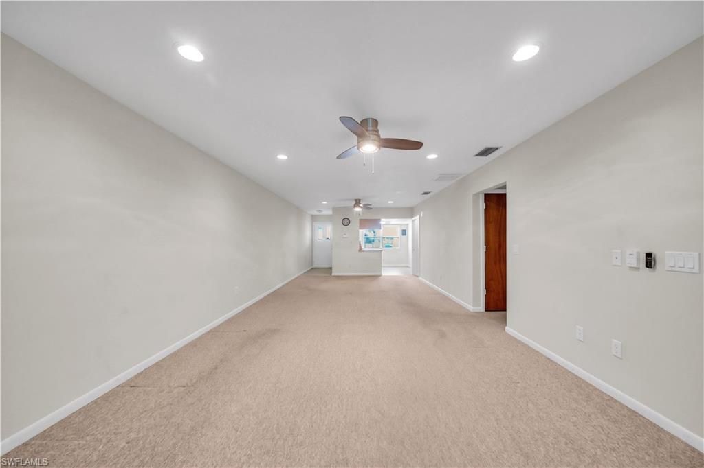 Image 11 of property listing at 836 Trafalgar PKWY, Cape Coral, FL 33991