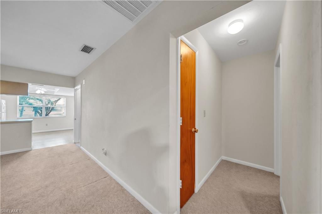 Image 14 of property listing at 836 Trafalgar PKWY, Cape Coral, FL 33991