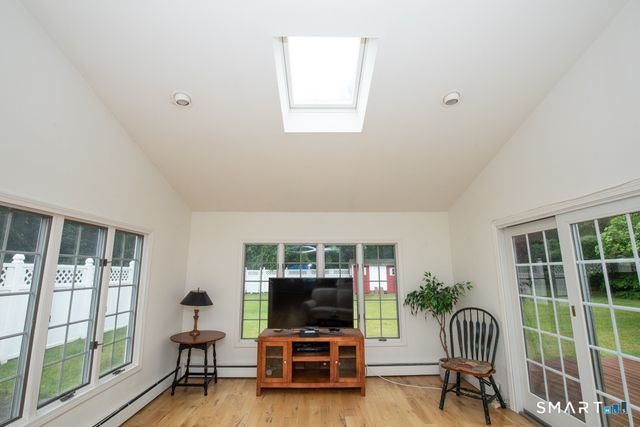 36 Jamestown Circle, Wallingford, CT 06492