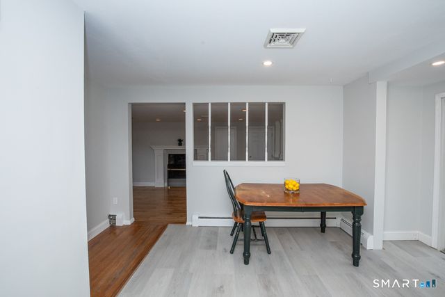 36 Jamestown Circle, Wallingford, CT 06492