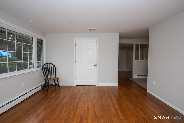 36 Jamestown Circle, Wallingford, CT 06492