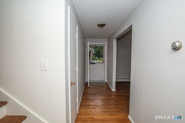 36 Jamestown Circle, Wallingford, CT 06492
