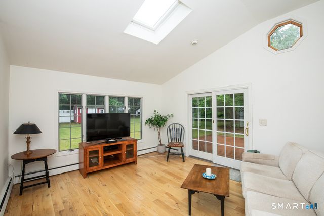 36 Jamestown Circle, Wallingford, CT 06492