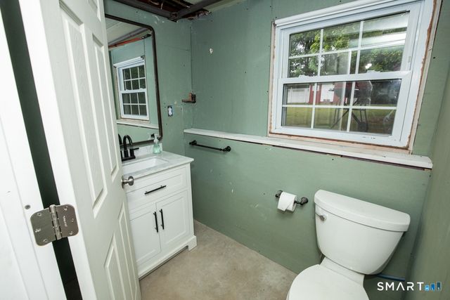 36 Jamestown Circle, Wallingford, CT 06492
