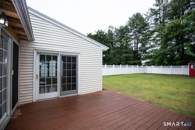 36 Jamestown Circle, Wallingford, CT 06492