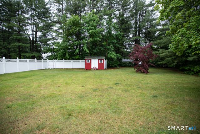 36 Jamestown Circle, Wallingford, CT 06492