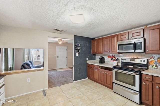444 W HESS Avenue, Coolidge, AZ 85128