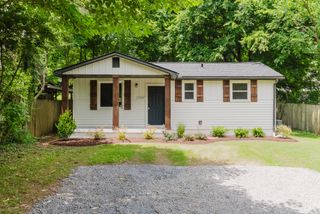 1709 Evelyn Ave, Nashville, TN 37216