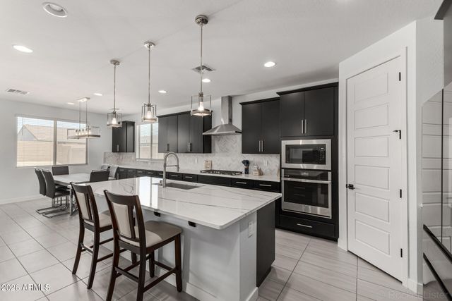 18612 W BUTLER Drive, Waddell, AZ 85355