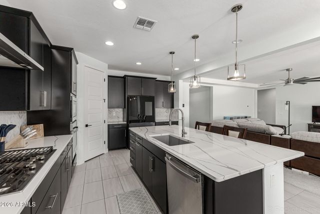 18612 W BUTLER Drive, Waddell, AZ 85355