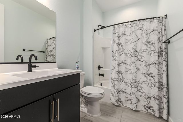 18612 W BUTLER Drive, Waddell, AZ 85355