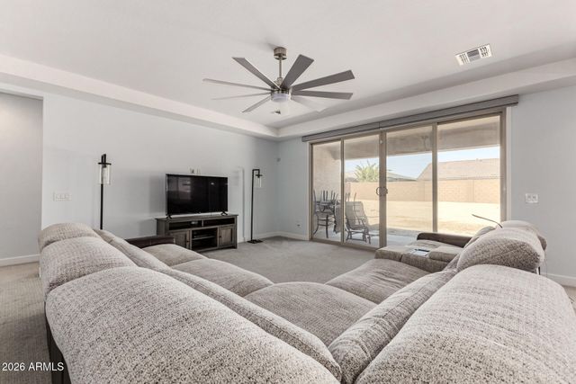 18612 W BUTLER Drive, Waddell, AZ 85355