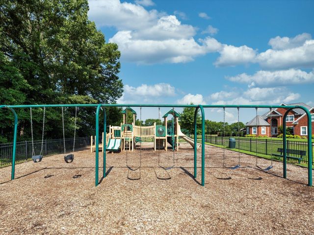 1107 Owen Layne Dr, Murfreesboro, TN 37129