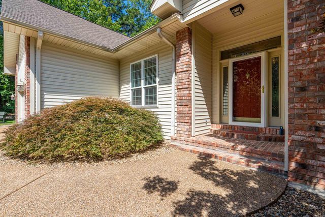34 and 36 Mariposa Way, Hot Springs Village, AR 71909