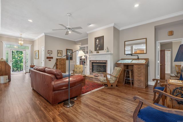 34 and 36 Mariposa Way, Hot Springs Village, AR 71909