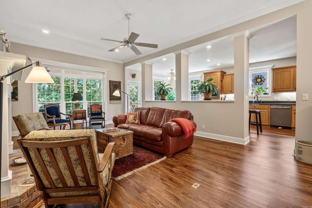 34 and 36 Mariposa Way, Hot Springs Village, AR 71909