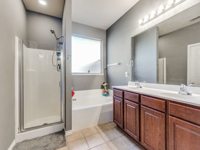 11931 Arbor Lake Road, Rhome, TX 76078