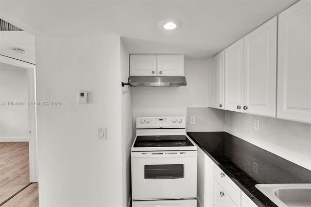 4335 NW South Tamiami Canal Dr 304, Miami, FL 33126