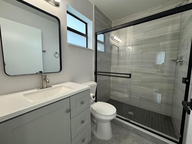 400 NE 30th Street 2, Pompano Beach, FL 33064
