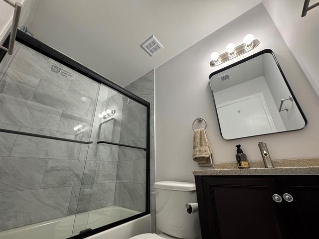 400 NE 30th Street 2, Pompano Beach, FL 33064
