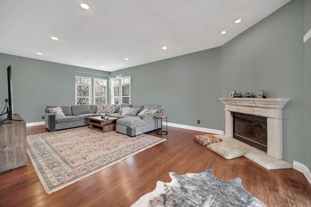 0N745 Bartelt Road, Geneva, IL 60134