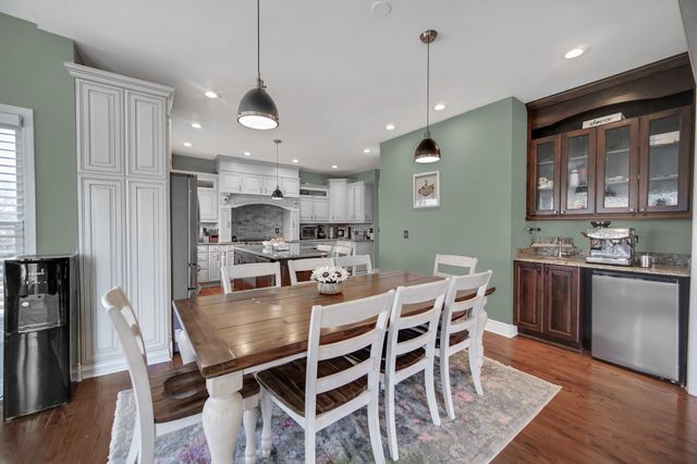 0N745 Bartelt Road, Geneva, IL 60134