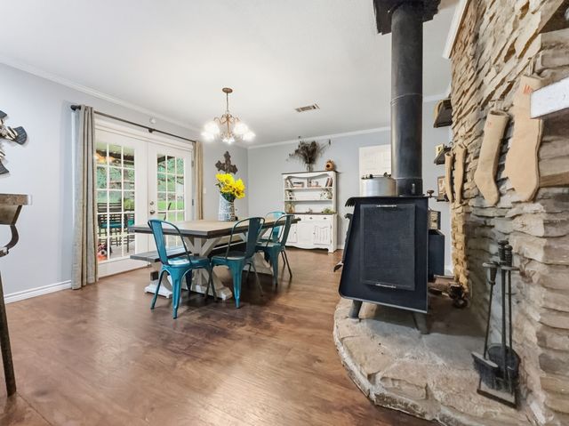 206 Navajo Trail, Hamilton, TX 76531