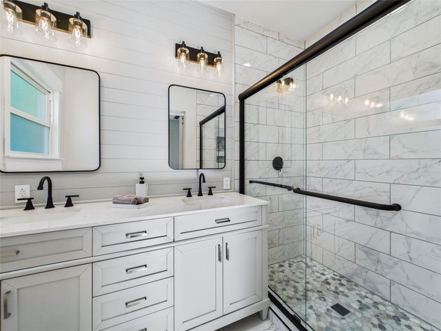 1010 Ross Street, La Marque, TX 77568