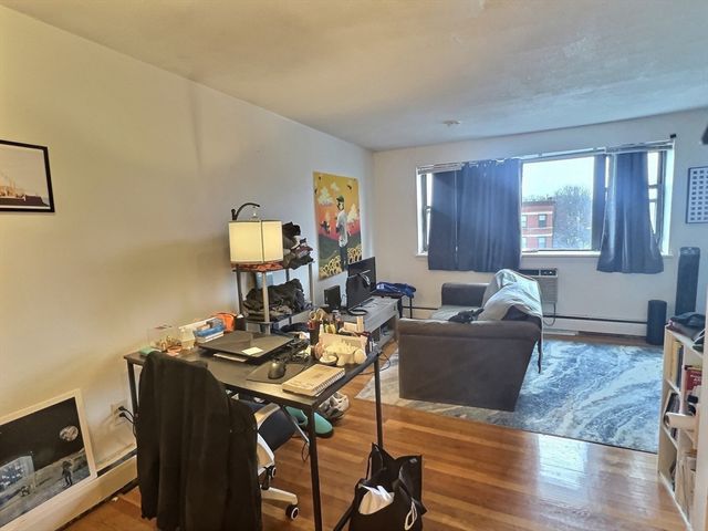 1039 Commonwealth Ave 20, Boston, MA 02215